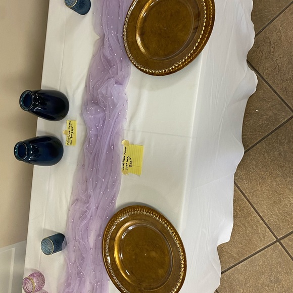 Lilac runner with pearls, 14 feet long by 6 feet wide like new - Picture 2 of 7